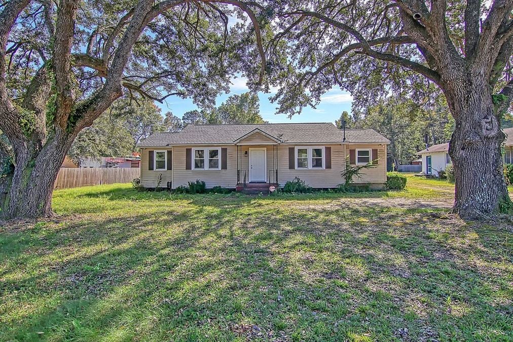 10587 Highway 78 E, Summerville, SC Office Building